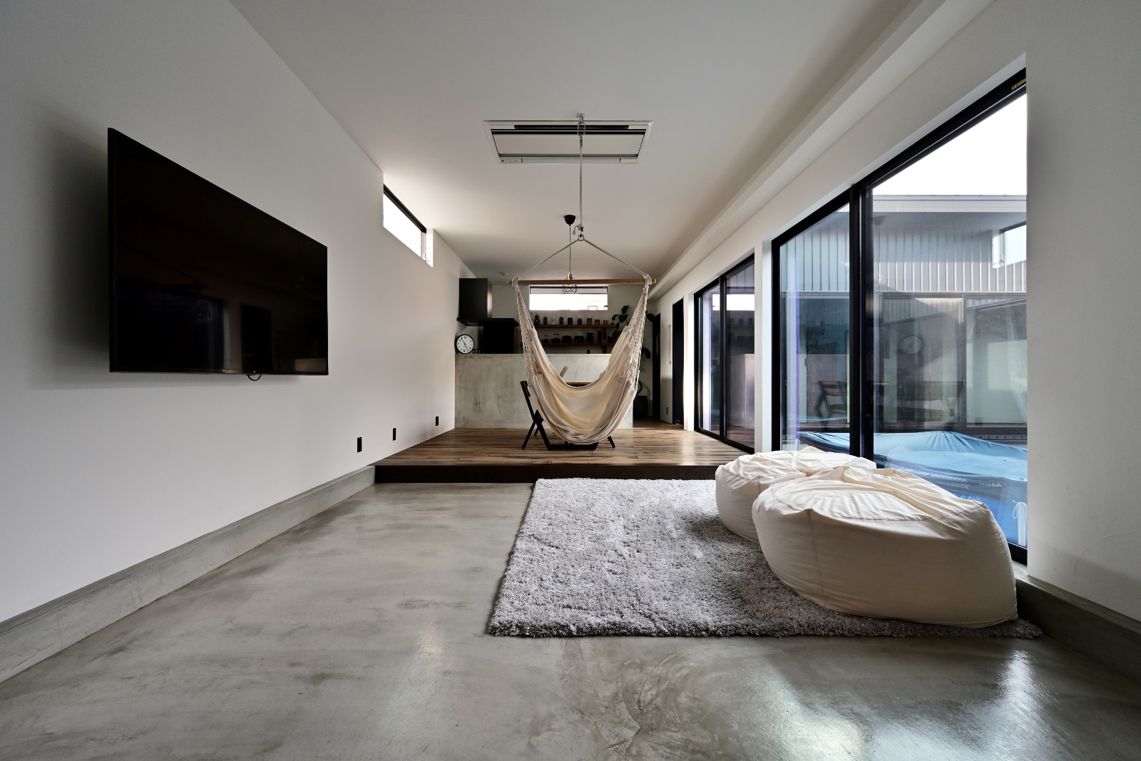 中と外が繋がる家